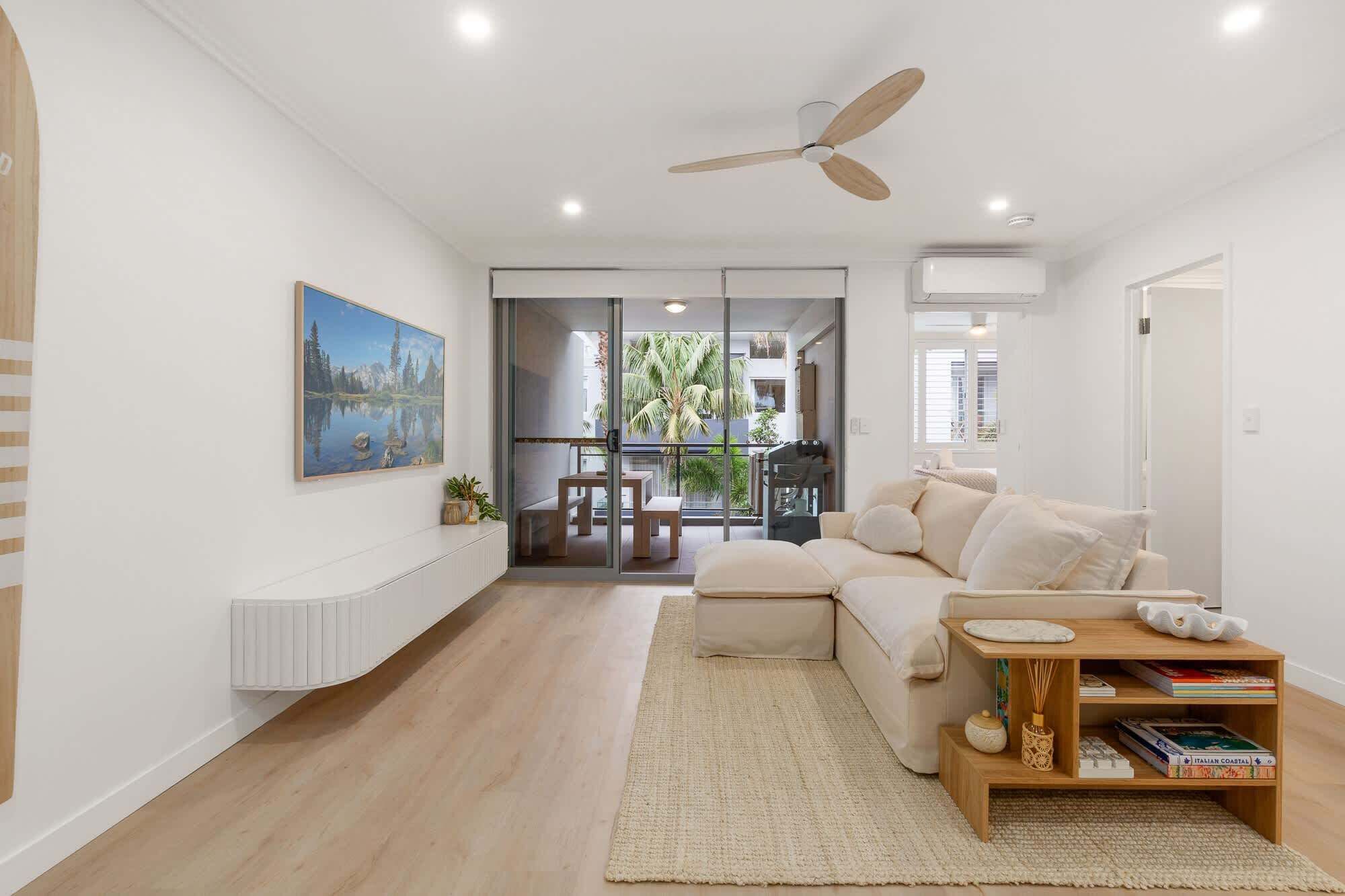 Beach & Lake Narrabeen Apartment With Outdoor Bbq - Collaroy