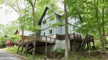 Family Cottage, Balcony | Exterior