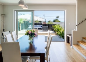 Dining - Magic on Molesworth in New Plymouth (New Plymouth)
