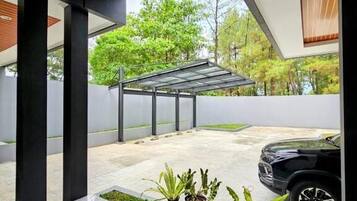 Room, Balcony, Garden View | Property grounds