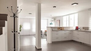 Interior - Bright 2BR  Rooftop  Walk to Beach (Bat Yam)