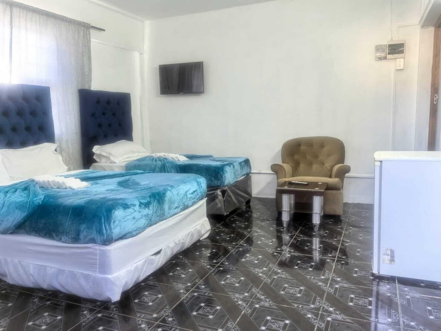 9 camere, ferro/asse da stiro, Wi-Fi, lenzuola