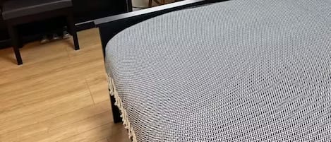 Comfort Double Room, Non Smoking (501) | Desk, free WiFi, bed sheets