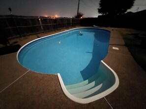Pool - PRIVATE POOL getaway, delightful 3-bedroom home with in Mineral Wells (Mineral Wells)