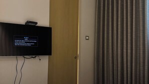 Chambre Confort avec lits jumeaux, vue jardin