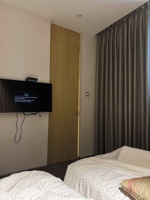 Comfort Twin Room, Garden View - Nivasana Residences Vadodara (VADODARA)