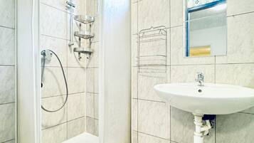 Salle de bain commune