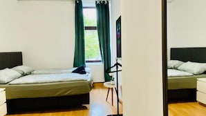 Basic Apartment - Liesing Station Cozy 3BR Apartment (Wien)