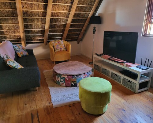 Unpretentious Peaceful Cottage