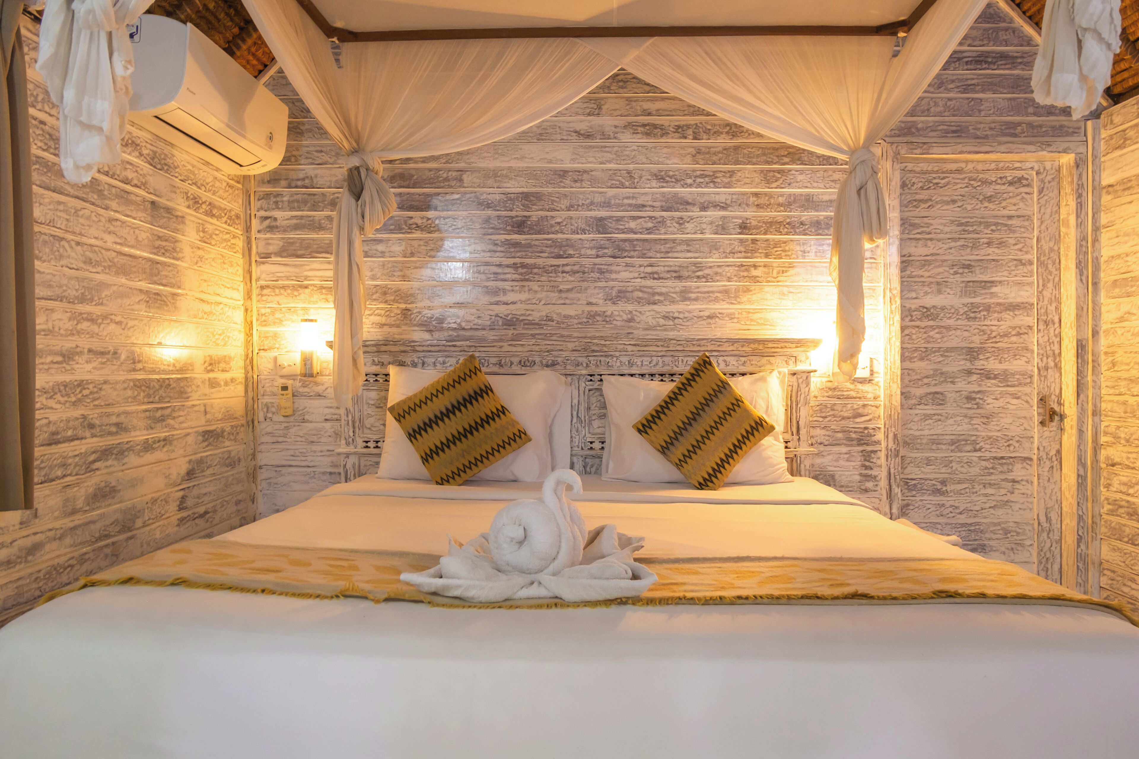 ห้องพัก (One Bedroom Bungalow) | Wi-Fi ฟรี