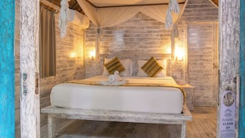 Comfort Room, Balcony, Garden View | Free WiFi