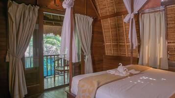 Standard Room, Balcony, Garden View | Free WiFi