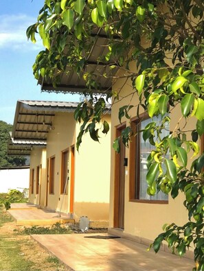 Exterior detail - Sanjhi Haveli Corbett A Peaceful Stay Great Food and the True Essence of Corbett (Ramnagar)