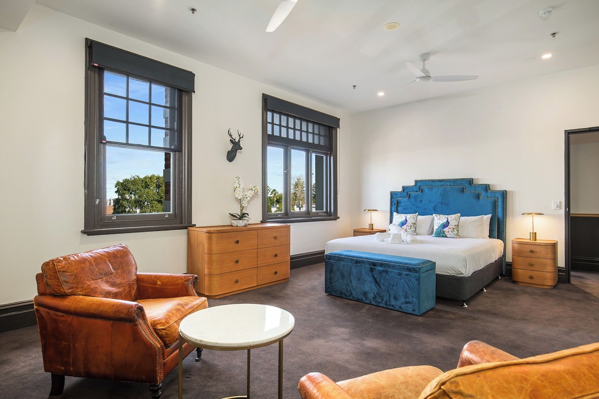 Room 7 - Separate Bathroom | Iron/ironing board (on request), WiFi (free)