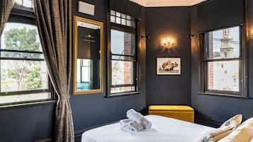 Double Room | Iron/ironing board, free WiFi