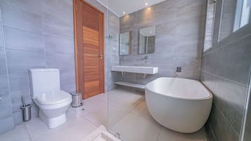 Deluxe-Apartment | Badezimmer
