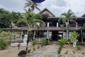 Depan hartanah