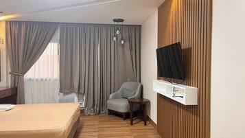 Superior Quadruple Room | Iron/ironing board (on request), WiFi (free), bed sheets