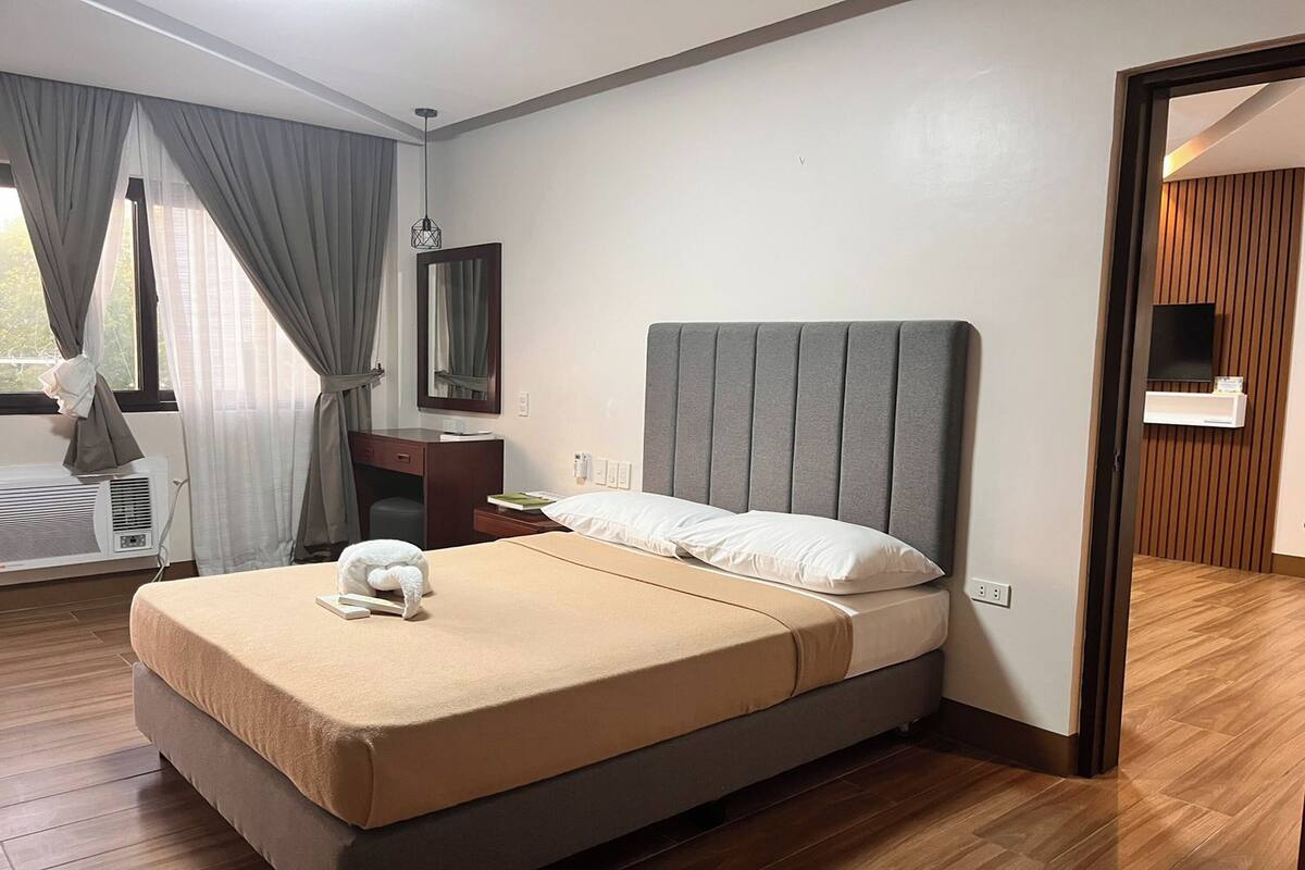 Duplex Room | Silitysrauta/-lauta, ilmainen Wi-Fi, vuodevaatteet