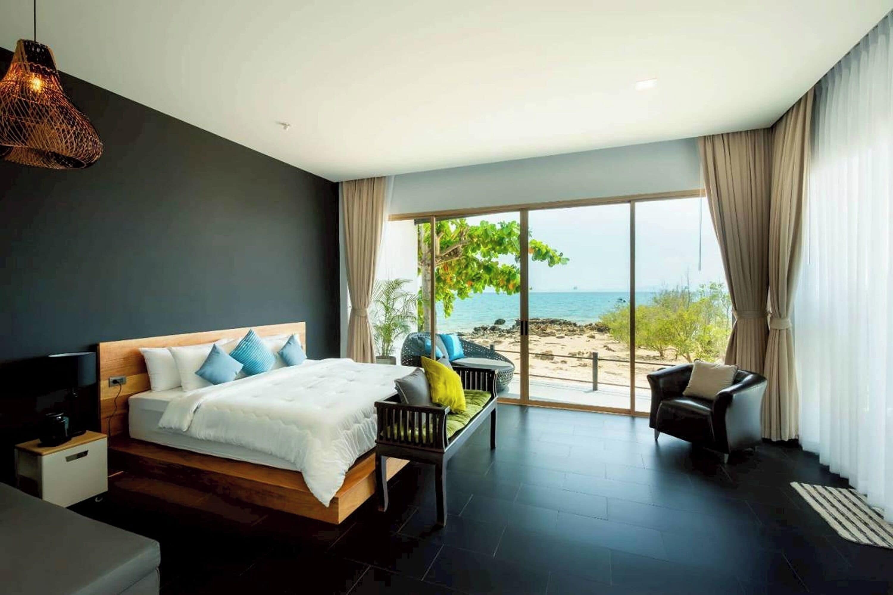 Grand Premiere Sea View