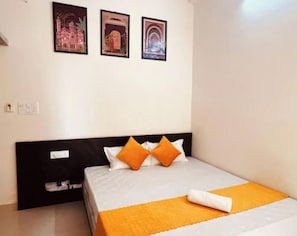 Deluxe Double Room | Free WiFi - Hotel Aditya Raj (Danta Ramgarh)