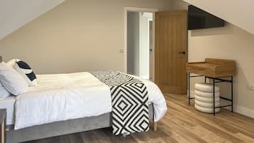 4 bedrooms, free WiFi, bed sheets