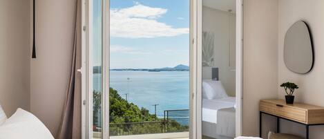 House, 2 Bedrooms, Terrace, Sea View | Iron/ironing board, free WiFi