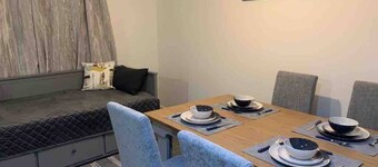 Luxuriöses, modernes Marina-Apartment im G-Stock