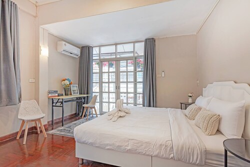 Grande maison au centre de Sukhumvit 22 pour la famille