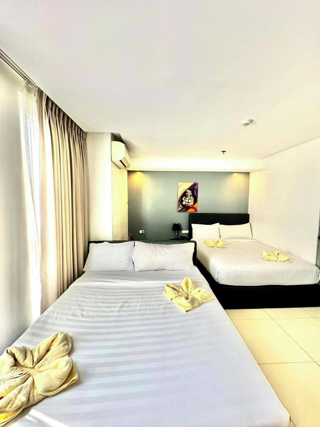Down comforters, free WiFi, bed sheets