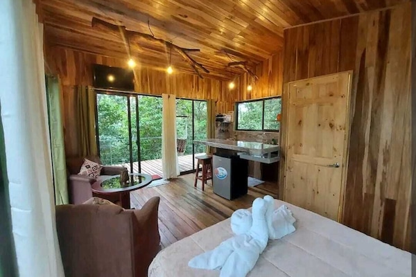 Panoramic Tree House, Balcony, Mountain View (Mono Capuchino) | WiFi (free)