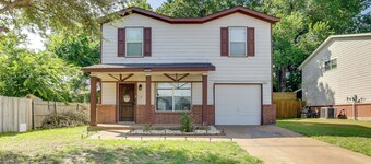 Pets Welcome! Wilmer Haven w/ Private Yard & Patio