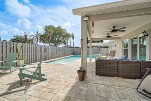Pool - Pool, Hot Tub, Outdoor Kitchen near Cocoa Beach (Rockledge)
