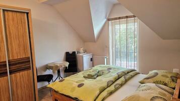 Classic Double Room, Patio | Free WiFi