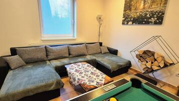 Family Suite, Patio, Courtyard View | Game room