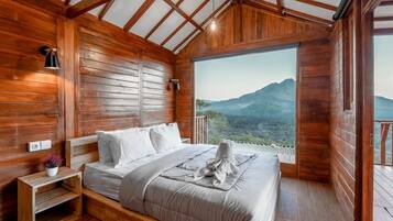 Kabin, pemandangan gunung | Seprai katun Mesir, seprai premium, Wi-Fi gratis, dan seprai linen