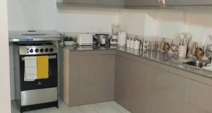Modern Comfort and Convenience in South Quito