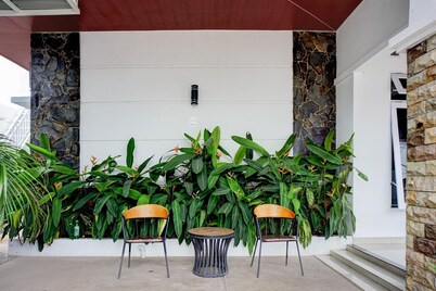 Blower Residence Cozy Double
