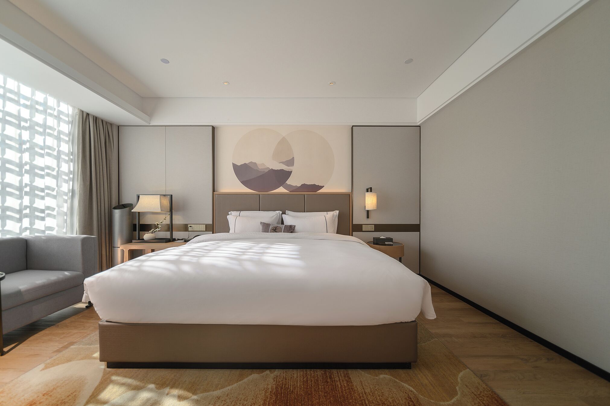 Quarto casal superior, vista para a cidade | Escrivaninha, Wi-Fi de cortesia