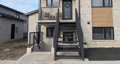 Quiet 2BR Condo Near Hospital and Wi-fi