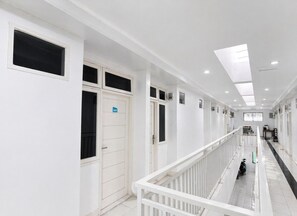 Interior - Airis Hotel Elegant Deluxe Stay (Medan)