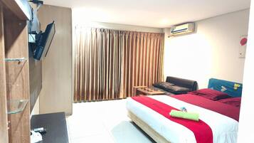 Bureau, Wi-Fi gratuit, draps fournis