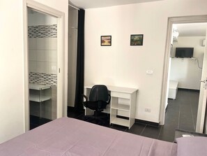 Room - Vrbo Property (Catanzaro)