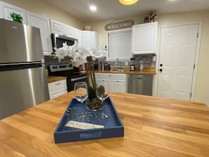 Private kitchen - Joyland Jewel with Fenced in backyard (Atlanta)