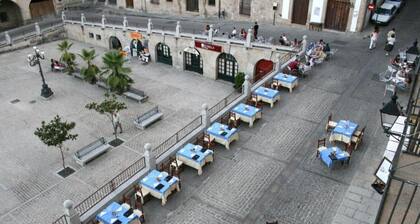 Plaza Mayor Trujillo Rooms