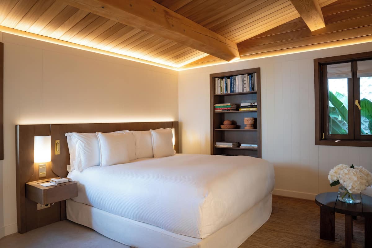Suite (Patio) | Minibar (free items), in-room safe, blackout drapes, soundproofing