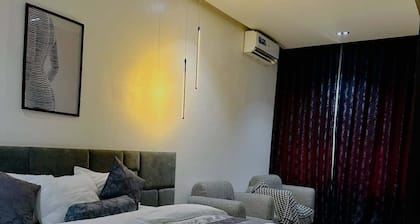Homtel Derivative and Suites