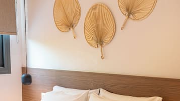 Deluxe Garden View Apartment | Mörkläggningsgardiner, strykjärn/strykbräda, gratis wi-fi och sängkläder