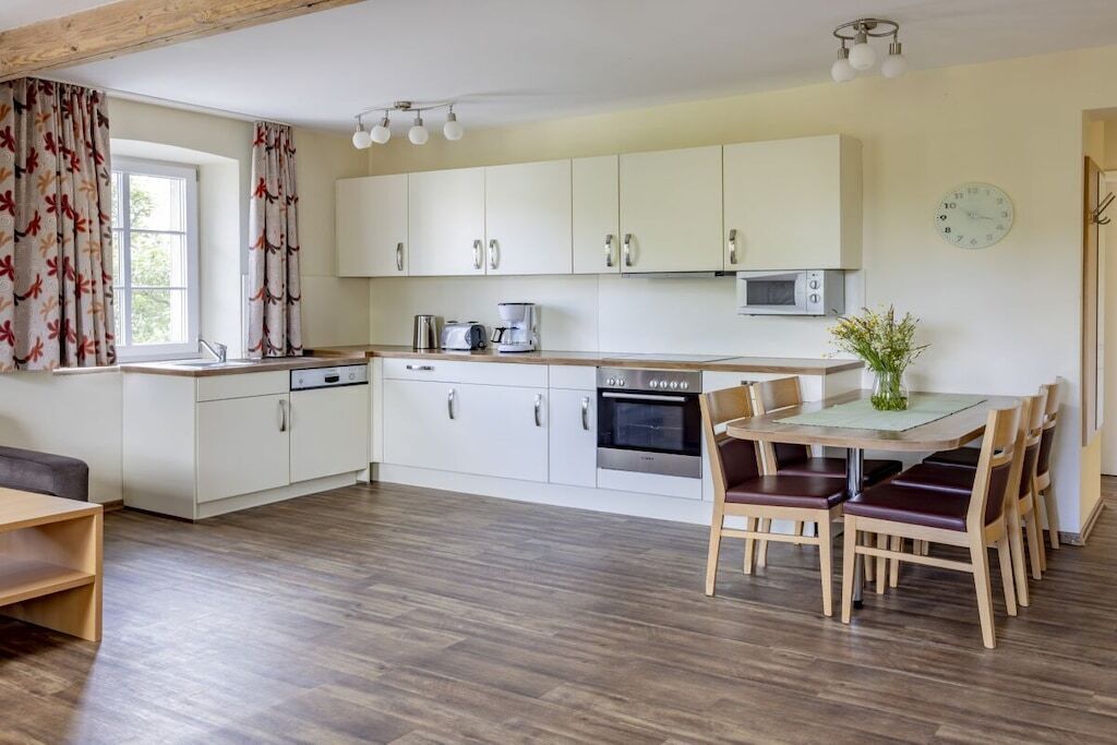 Refrigerador, horno y parrilla de estufa 