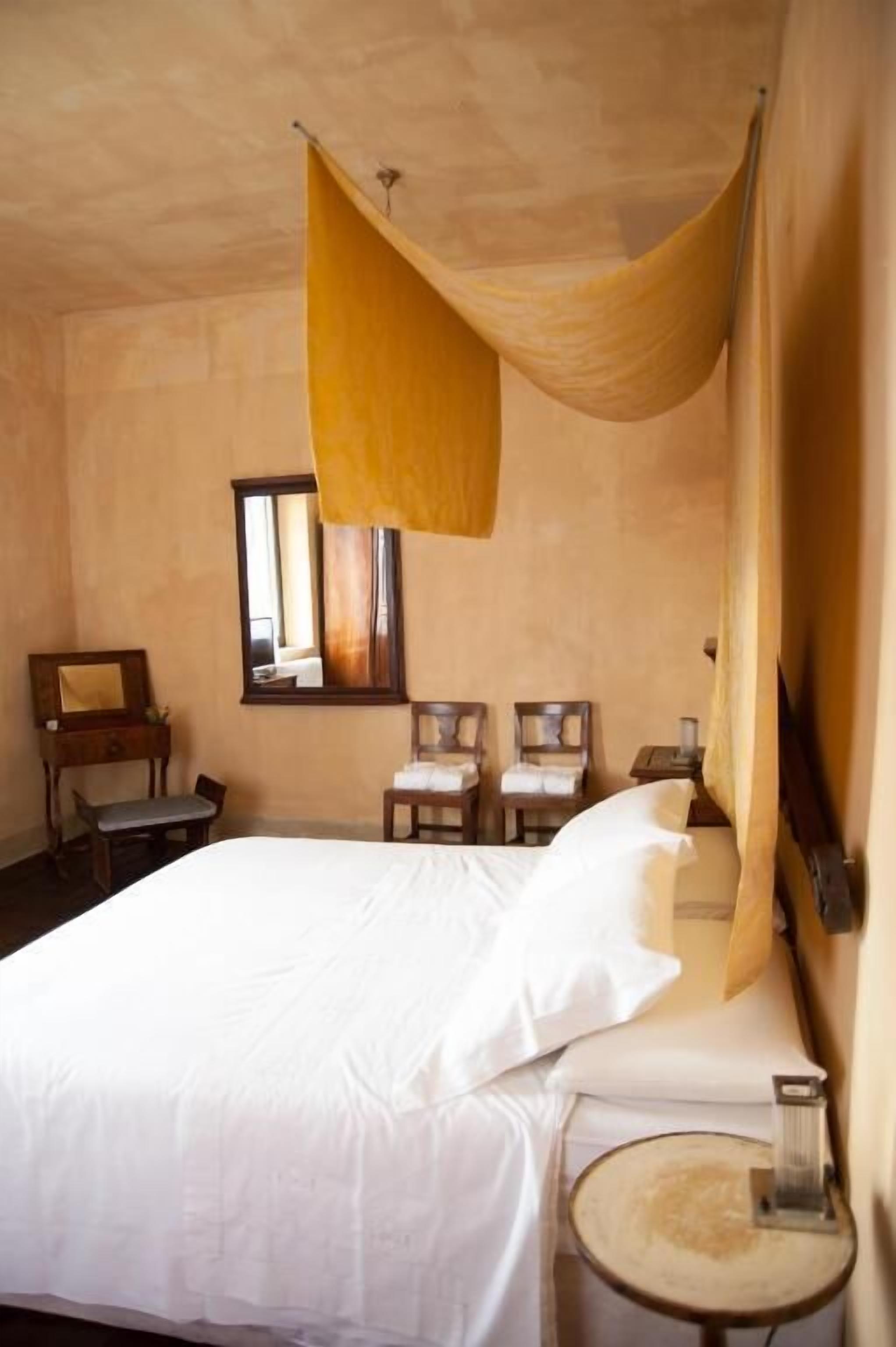 Deluxe Suite, Garden View | Free WiFi